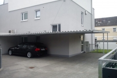 Carport mit Trapezblechbelag