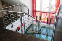 Treppe mit Glasstufen